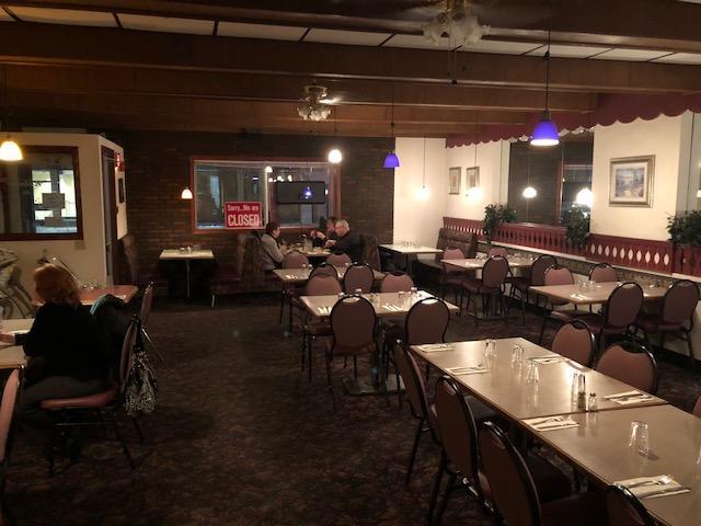 Royal Hotel Flin Flon Bagian luar foto